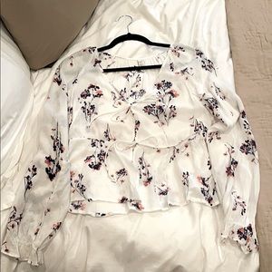 Women’s Small Blouse! *super cute*
